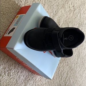 Toddler’s shoe. Cat & Jack.